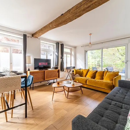 La Terrasse - Parking - Gare - Wifi - Netflix شقة *